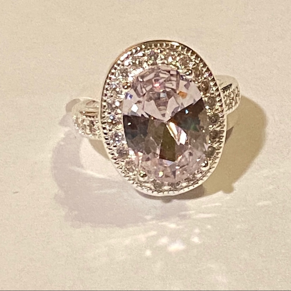 silver toned oval stone ring - Picture 3 of 4